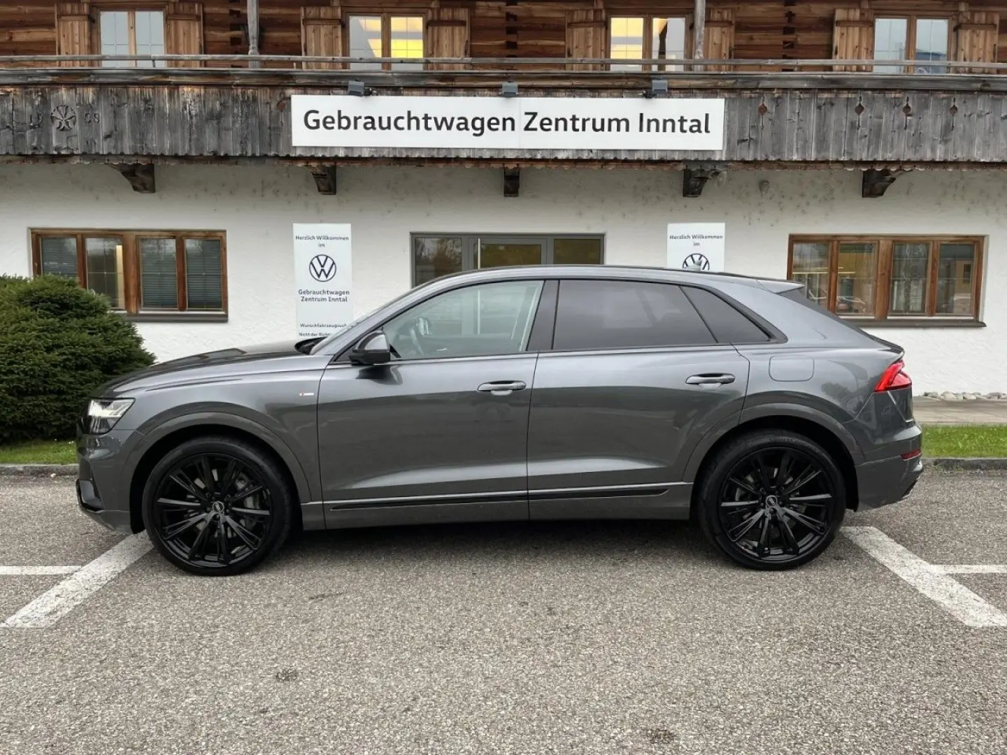 Q8 55 TFSI e quattro tiptronic (MatrixLED AHK)