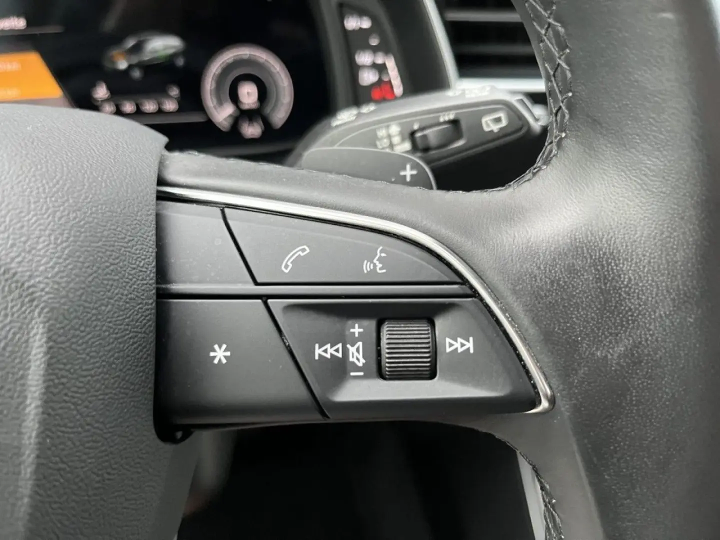 Q8 55 TFSI e quattro tiptronic (MatrixLED AHK)