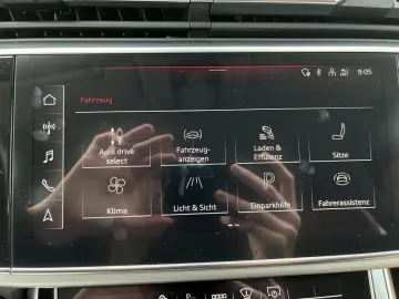 Q8 55 TFSI e quattro tiptronic (MatrixLED AHK)