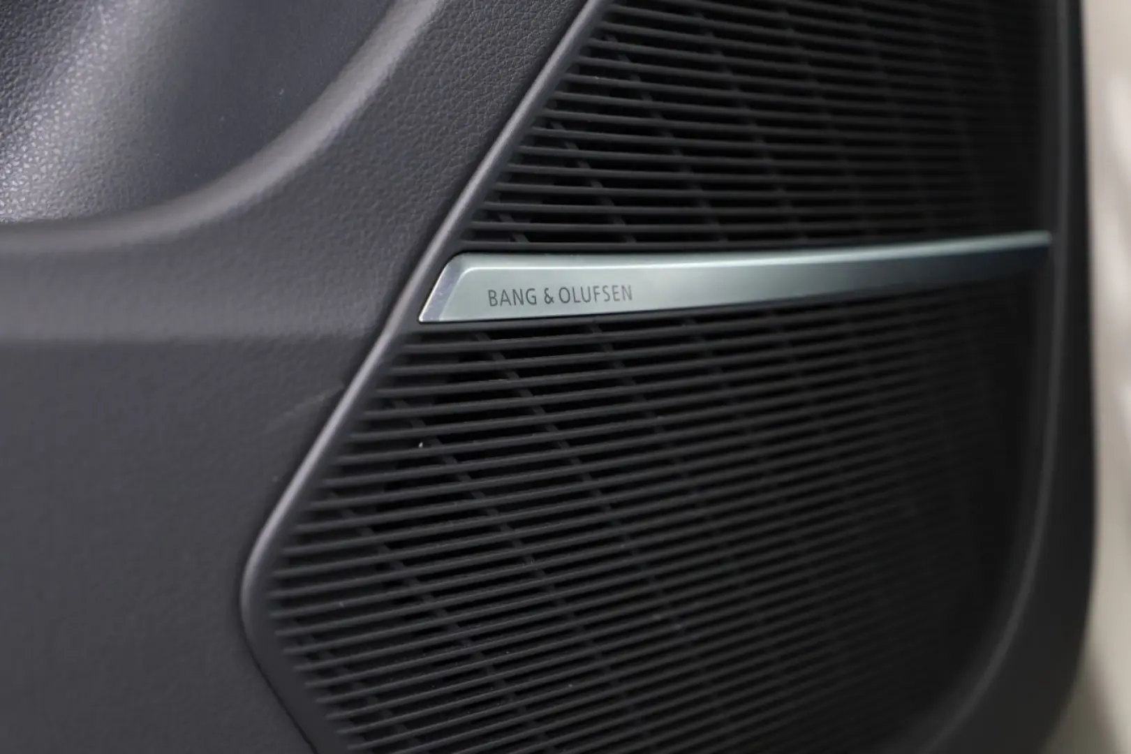 Q8 50 TDI Q Tip S line Luft Navi  B&O 21  AHK Ka
