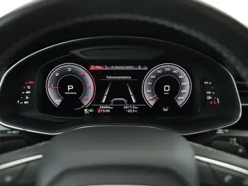 Q8 50 TDI Q Tip S line Luft Navi  B&O 21  AHK Ka
