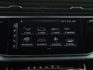 Q8 50 TDI Q Tip S line Luft Navi  B&O 21  AHK Ka