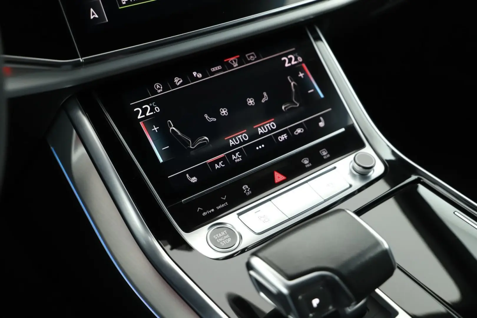 Q8 50 TDI Q Tip S line Luft Navi  B&O 21  AHK Ka