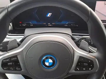 X5 xDrive50e M Sport Harman