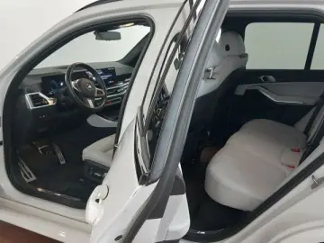 X5 xDr.50e M Sport Pro