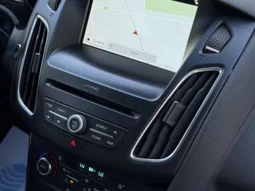 Ford Focus 1.5 Ecoboost Titanium Business