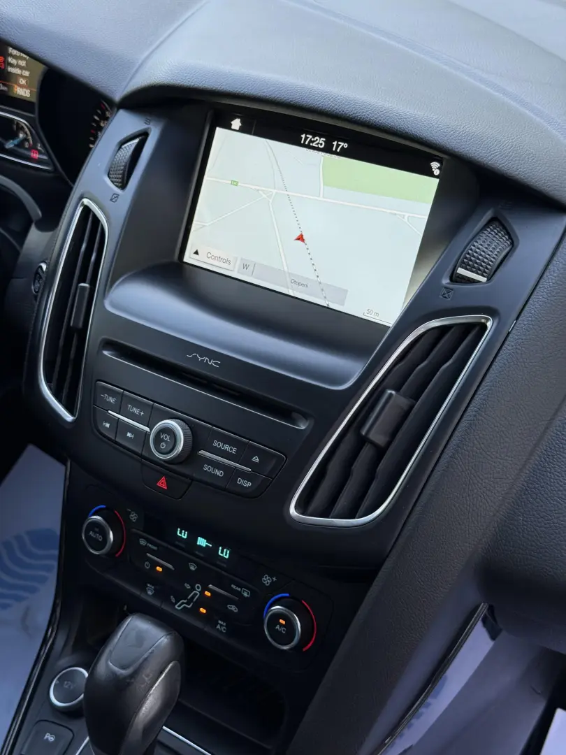 Ford Focus 1.5 Ecoboost Titanium Business