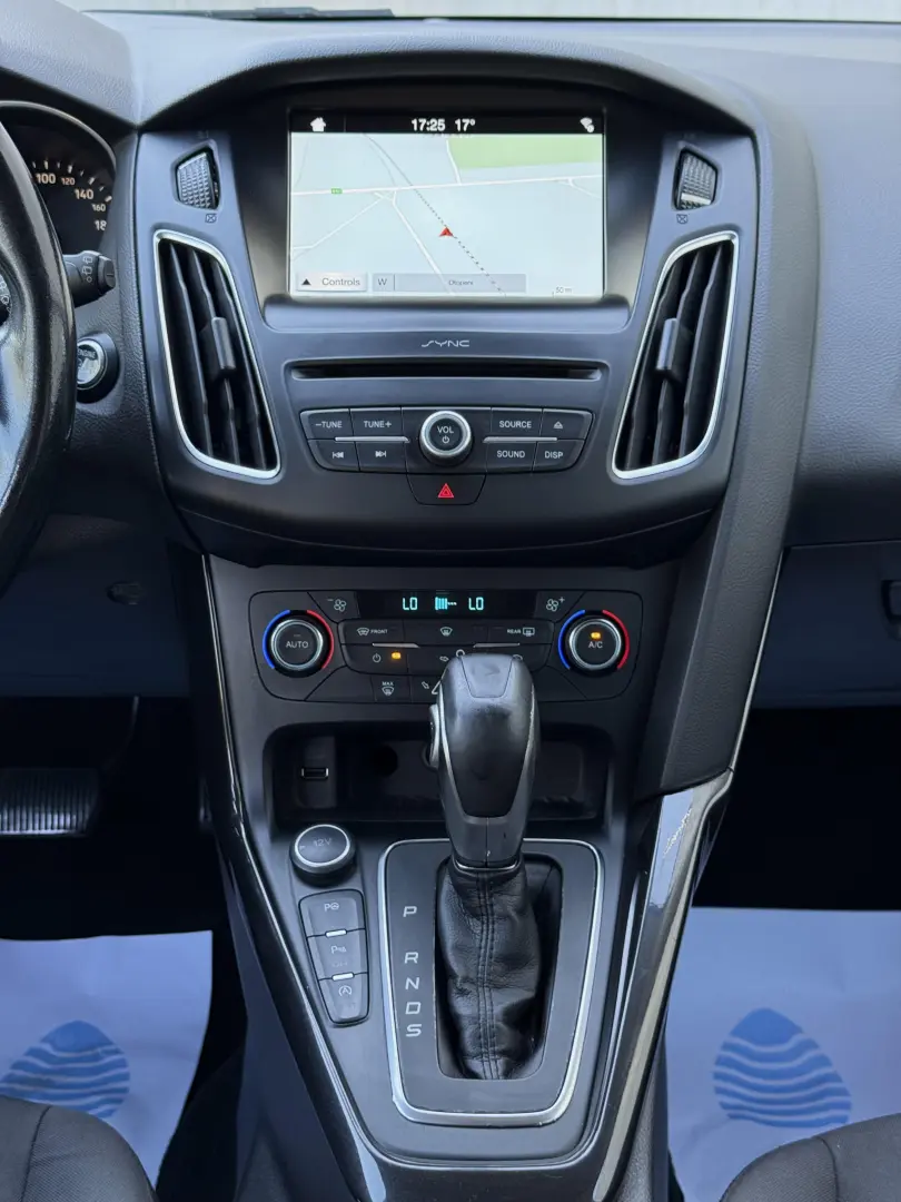Ford Focus 1.5 Ecoboost Titanium Business