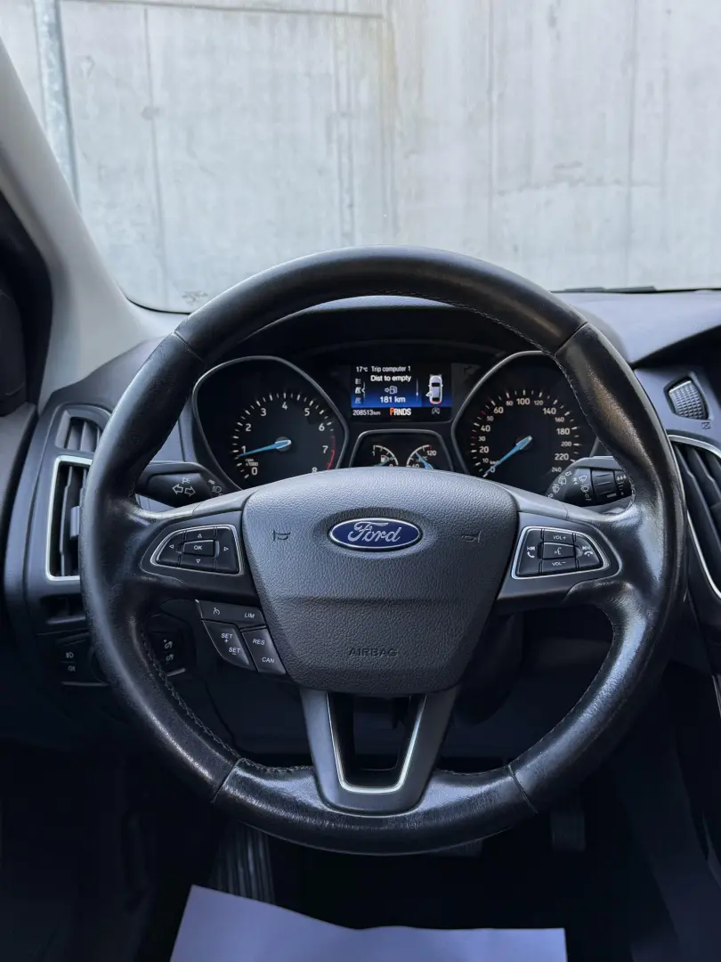 Ford Focus 1.5 Ecoboost Titanium Business