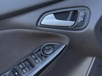 Ford Focus 1.5 Ecoboost Titanium Business