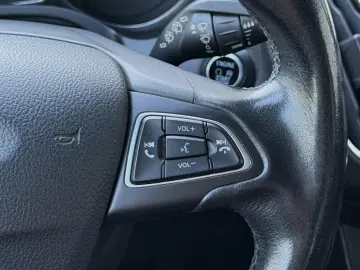 Ford Focus 1.5 Ecoboost Titanium Business