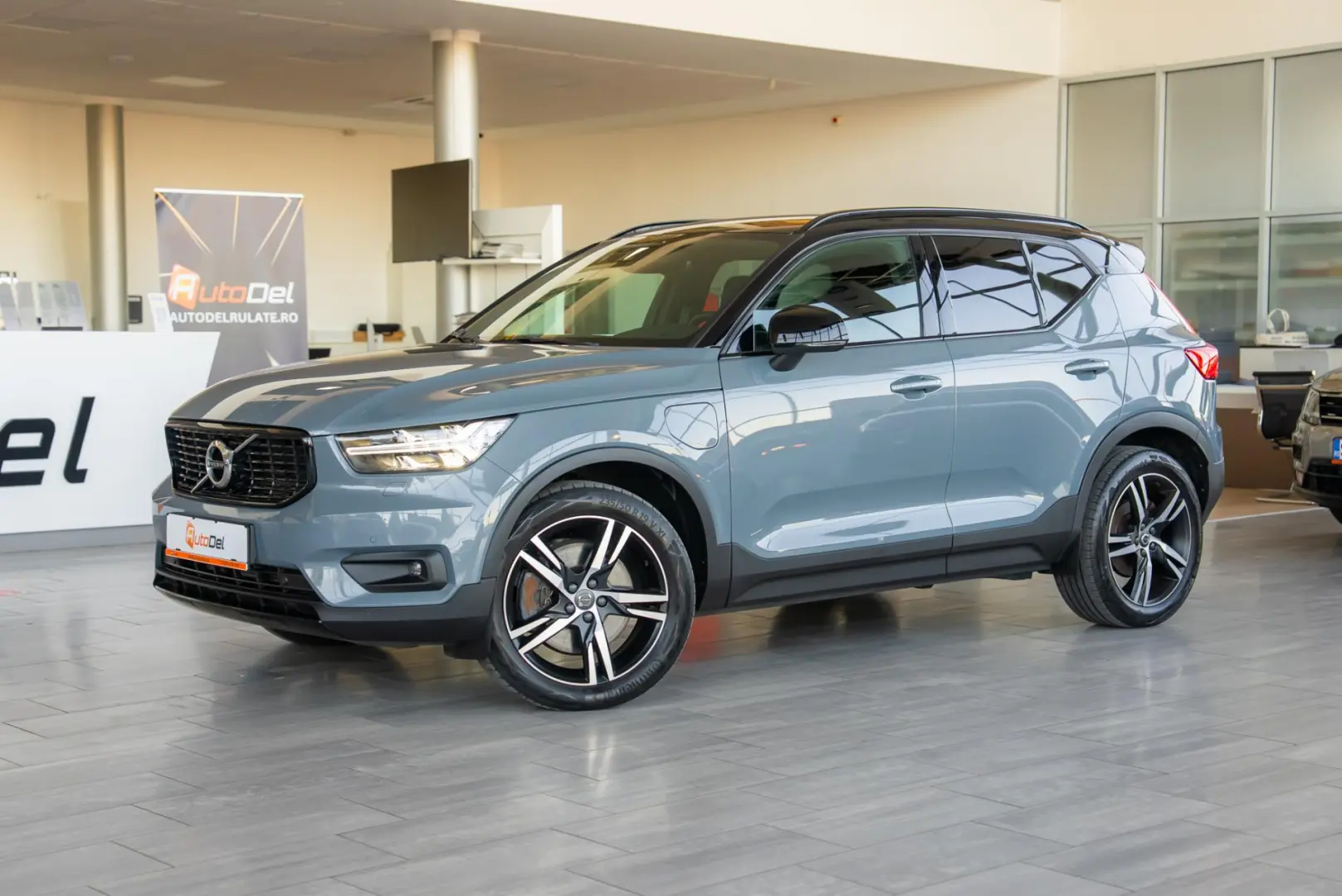 Volvo XC 40 T5 Recharge Geartronic  R Design