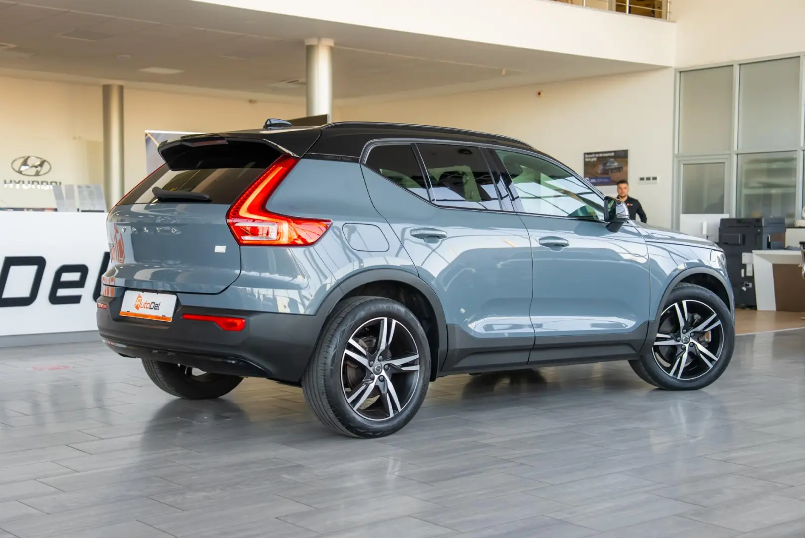 Volvo XC 40 T5 Recharge Geartronic  R Design