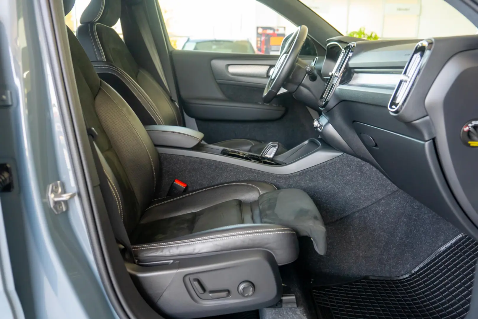 Volvo XC 40 T5 Recharge Geartronic  R Design