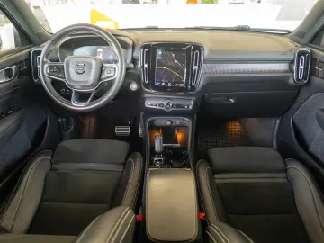 Volvo XC 40 T5 Recharge Geartronic  R Design