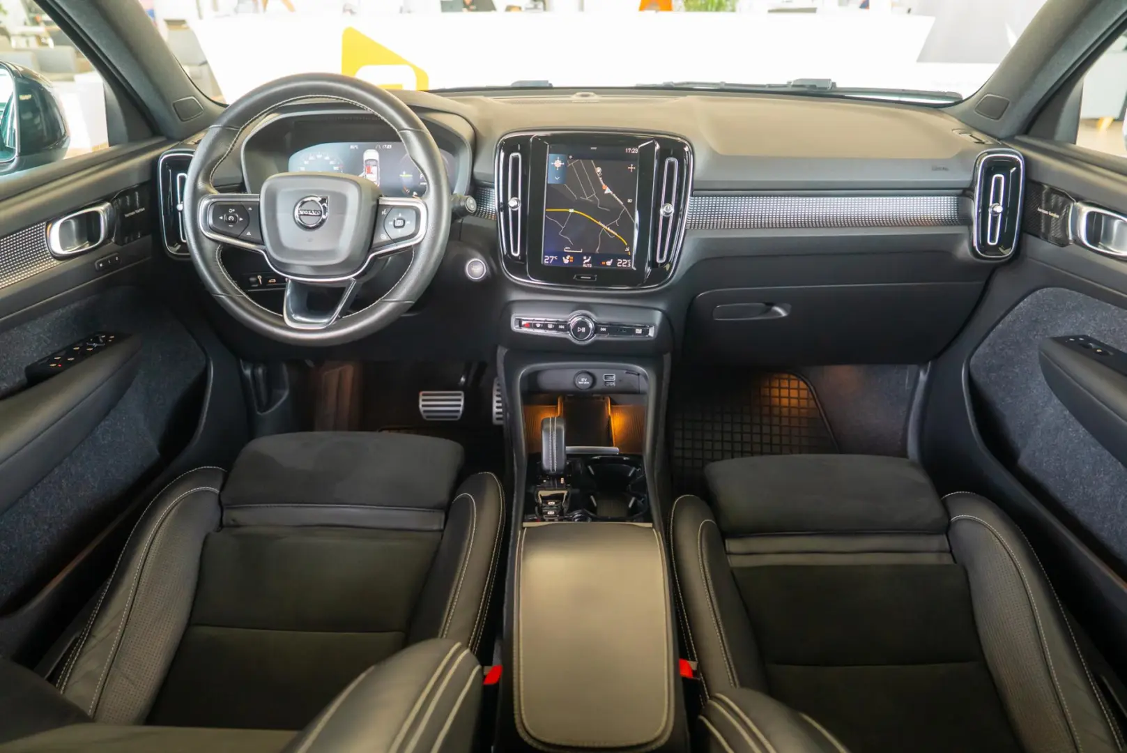 Volvo XC 40 T5 Recharge Geartronic  R Design