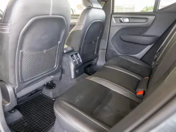 Volvo XC 40 T5 Recharge Geartronic  R Design