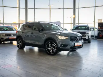 Volvo XC 40 T5 Recharge Geartronic  R Design