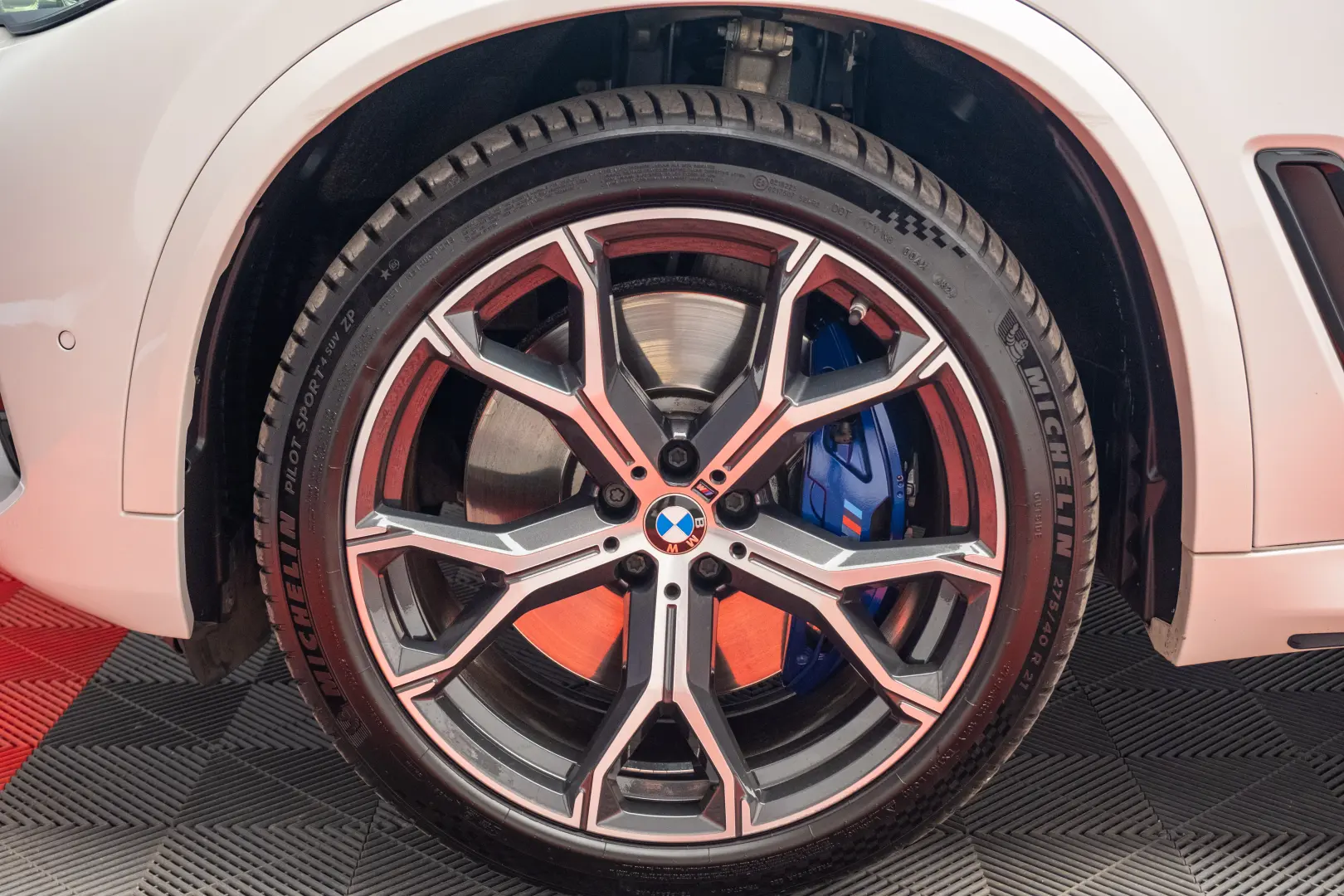 BMW X5 40i MPacket xDrive