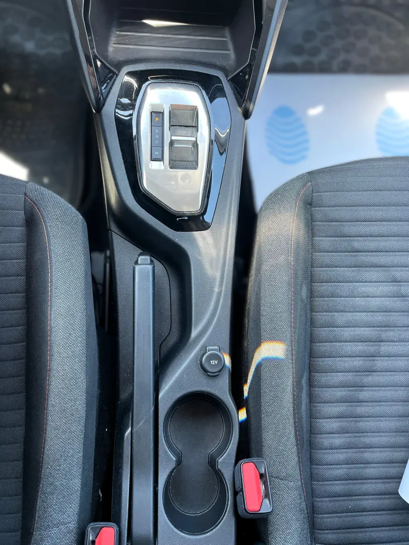 Peugeot 208 1.2 L PureTech STT EAT8 Active Pack