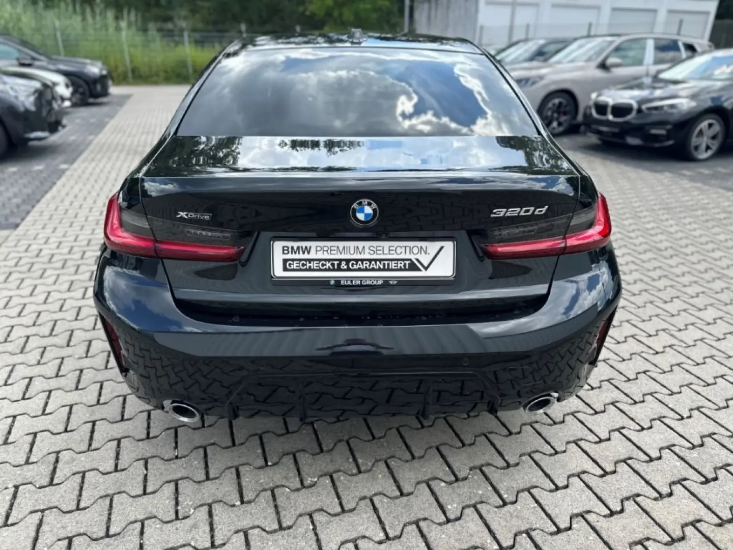 320 d xDrive M Sport AHK eGSD ACC elSitze ParkAs