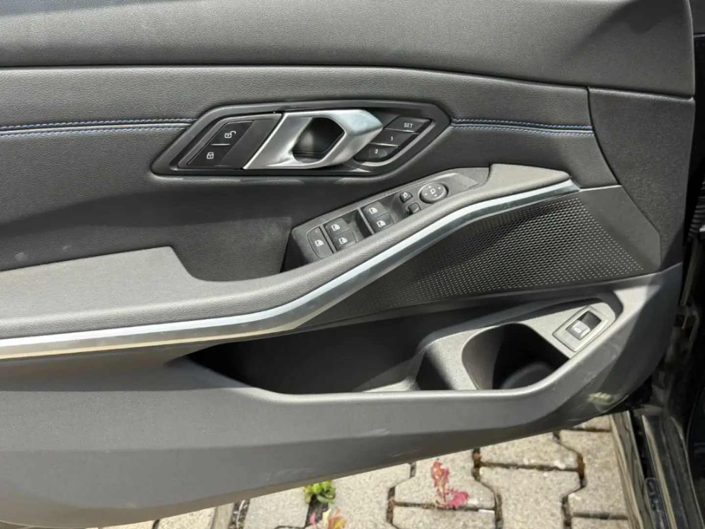 320 d xDrive M Sport AHK eGSD ACC elSitze ParkAs