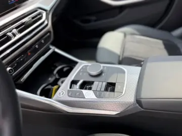 320 d xDrive M Sport AHK eGSD ACC elSitze ParkAs