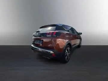 3008