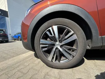 3008
