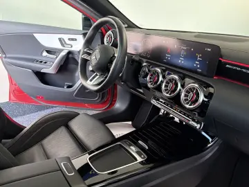 A 45 AMG S 4Matic Pano ACC Sound AHK Totwinkel