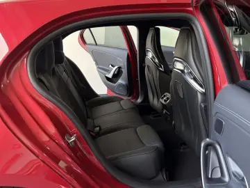 A 45 AMG S 4Matic Pano ACC Sound AHK Totwinkel