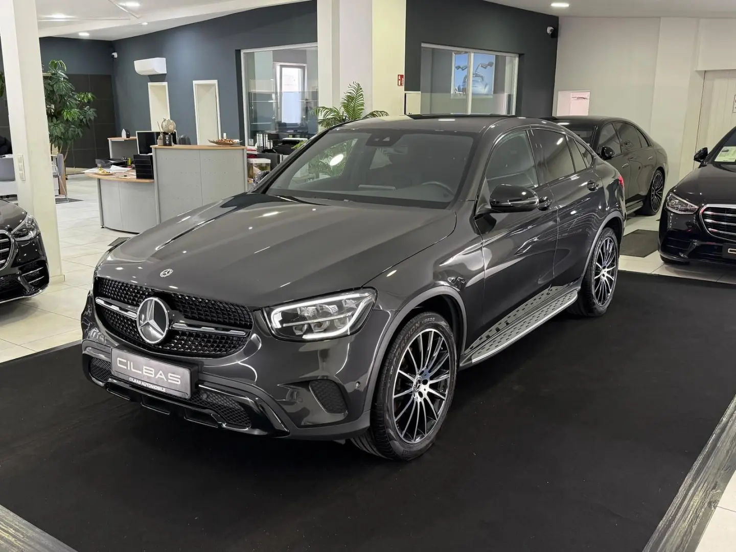 GLC 200 Coupe 4M AMG 20Z  AIR NIGHT LEDER MEMORY