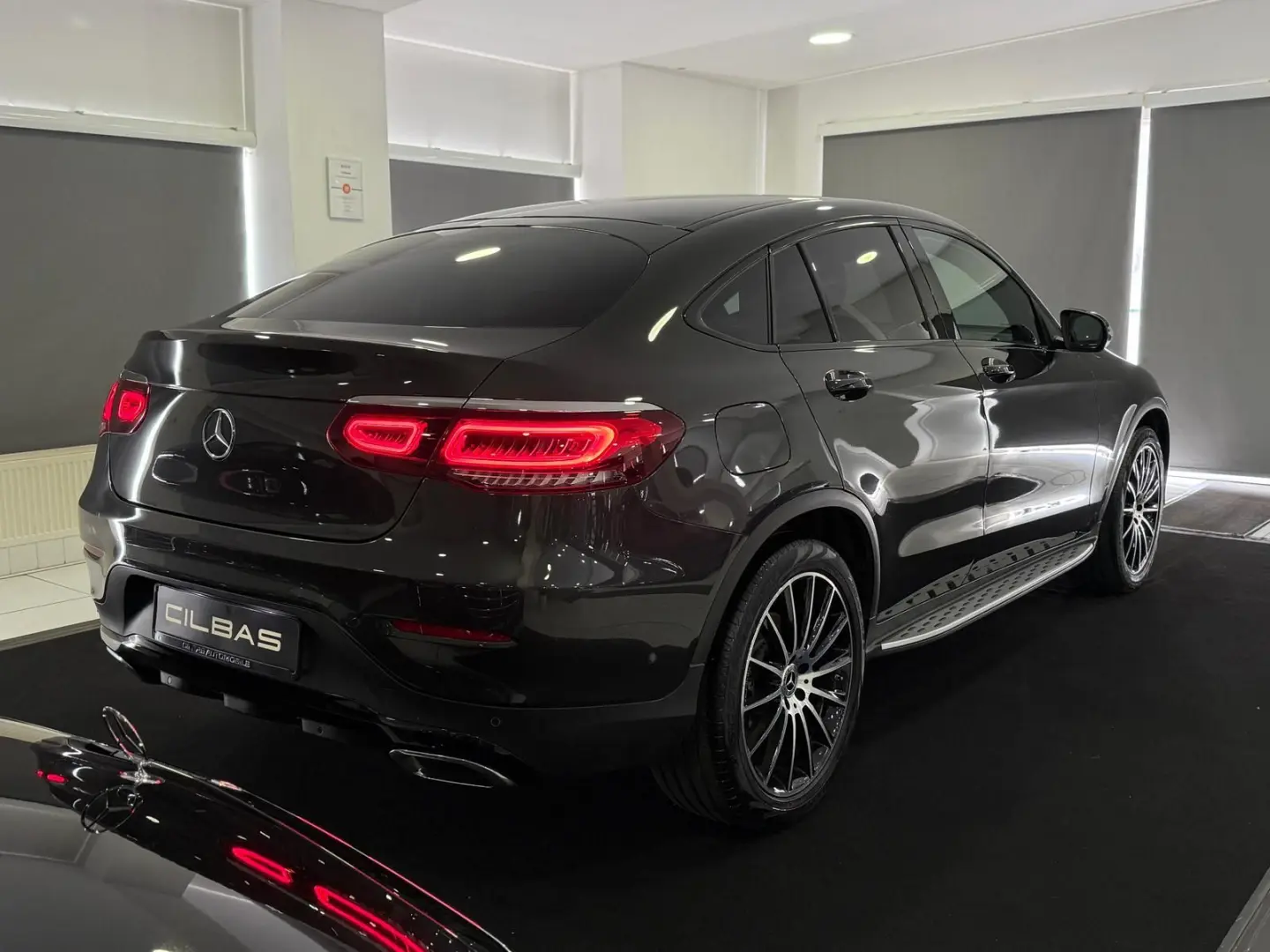 GLC 200 Coupe 4M AMG 20Z  AIR NIGHT LEDER MEMORY