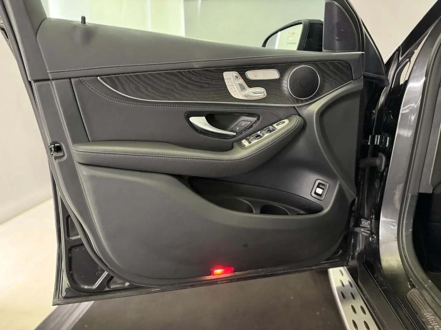 GLC 200 Coupe 4M AMG 20Z  AIR NIGHT LEDER MEMORY