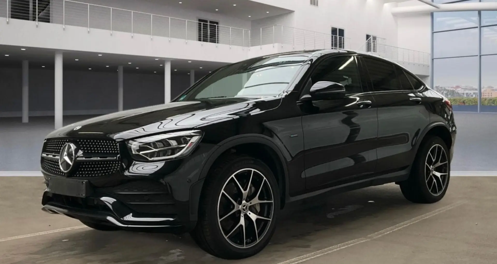 GLC 300e Coupe 4M AMG-LINE HUD 360 KA NIGHT-PAKE