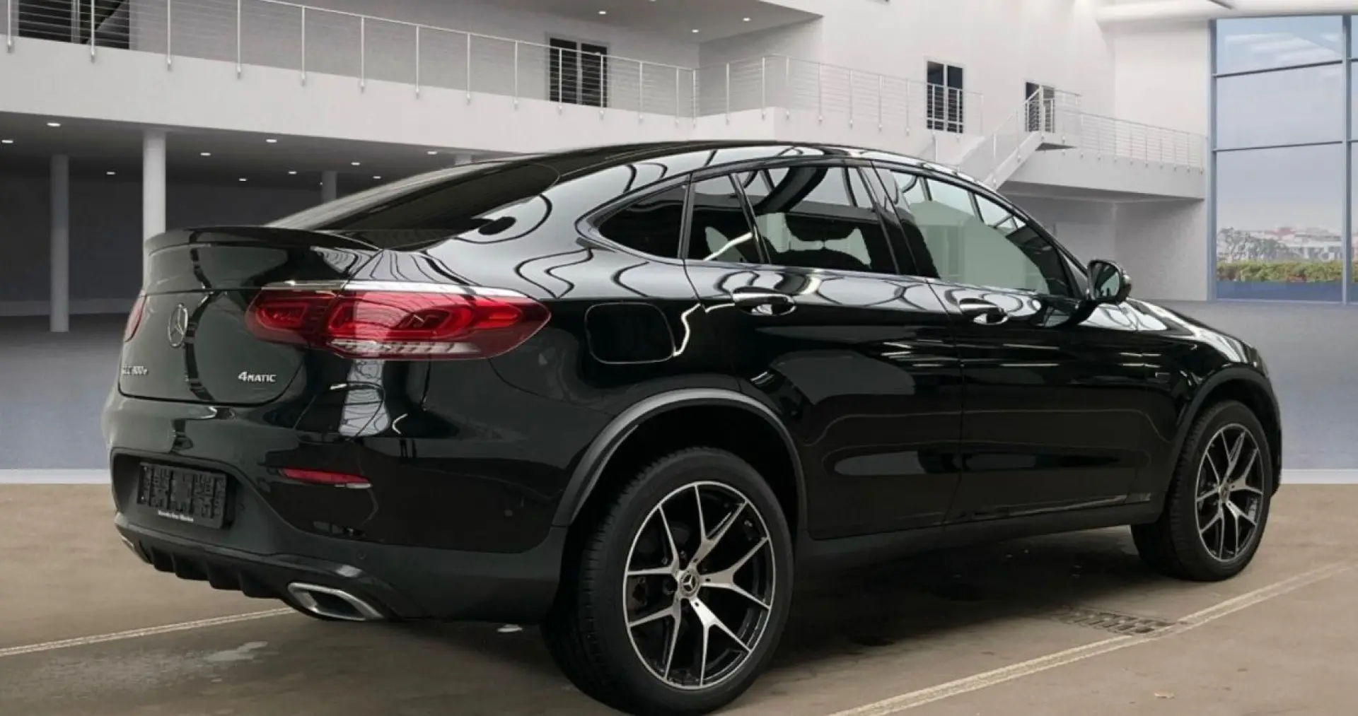 GLC 300e Coupe 4M AMG-LINE HUD 360 KA NIGHT-PAKE