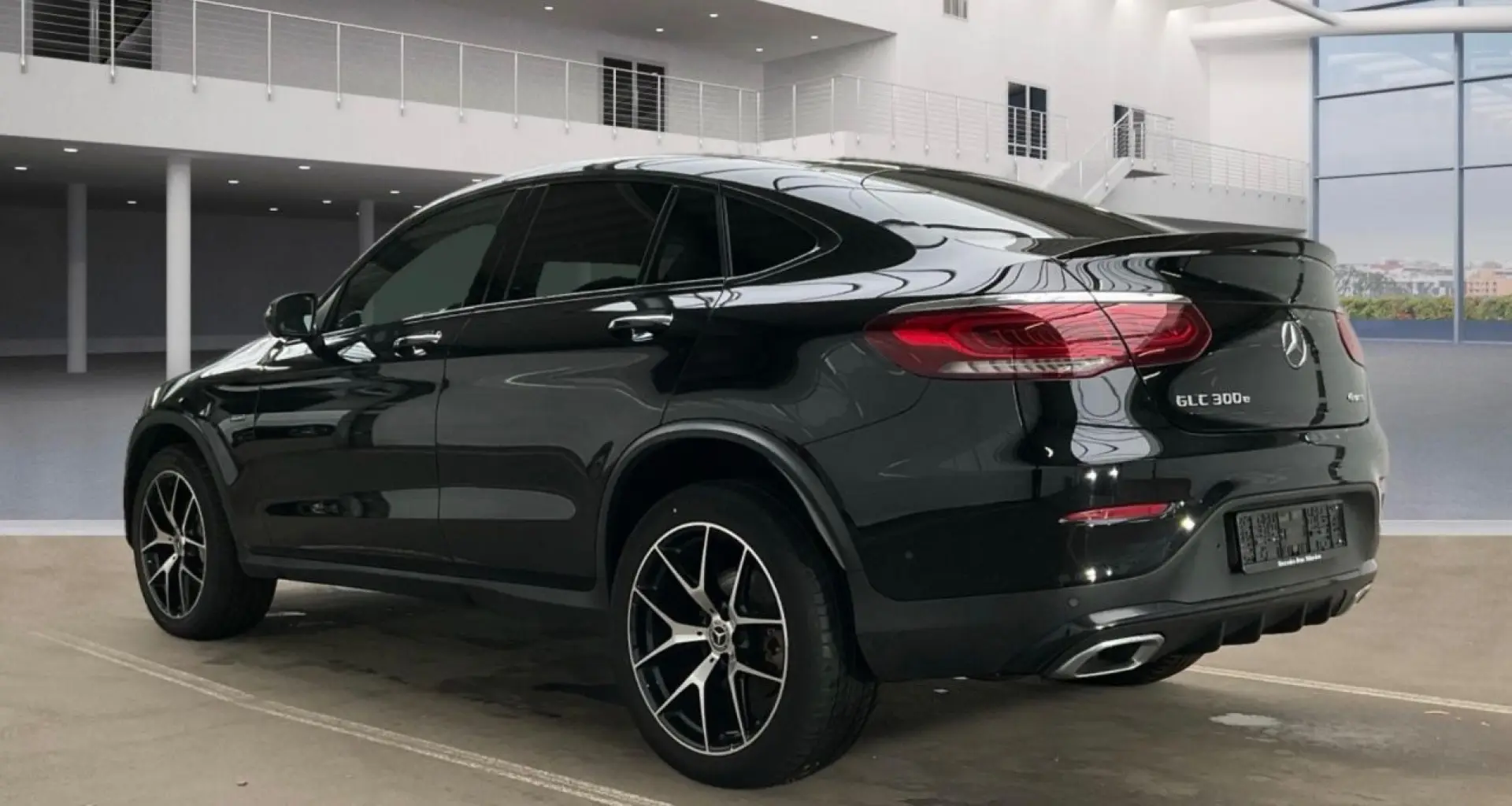GLC 300e Coupe 4M AMG-LINE HUD 360 KA NIGHT-PAKE