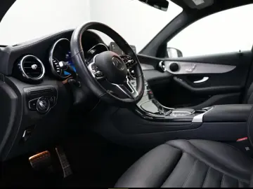 GLC 300 4Matic Coupe AMG Line