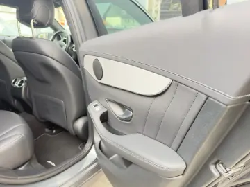 GLC 300 4Matic Coupe AMG Line
