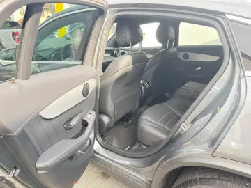 GLC 300 4Matic Coupe AMG Line