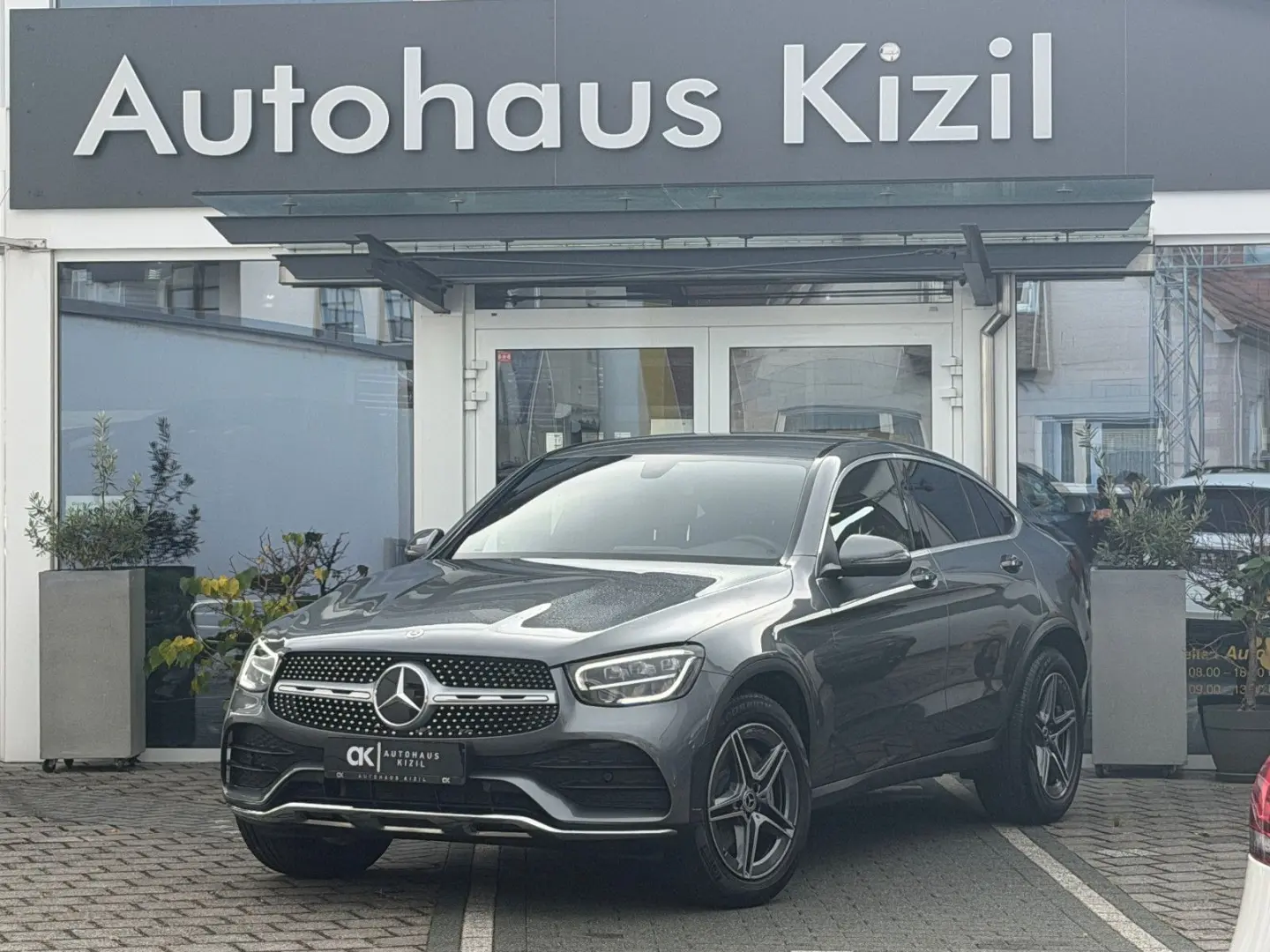 GLC 300 4Matic Coupe AMG Line