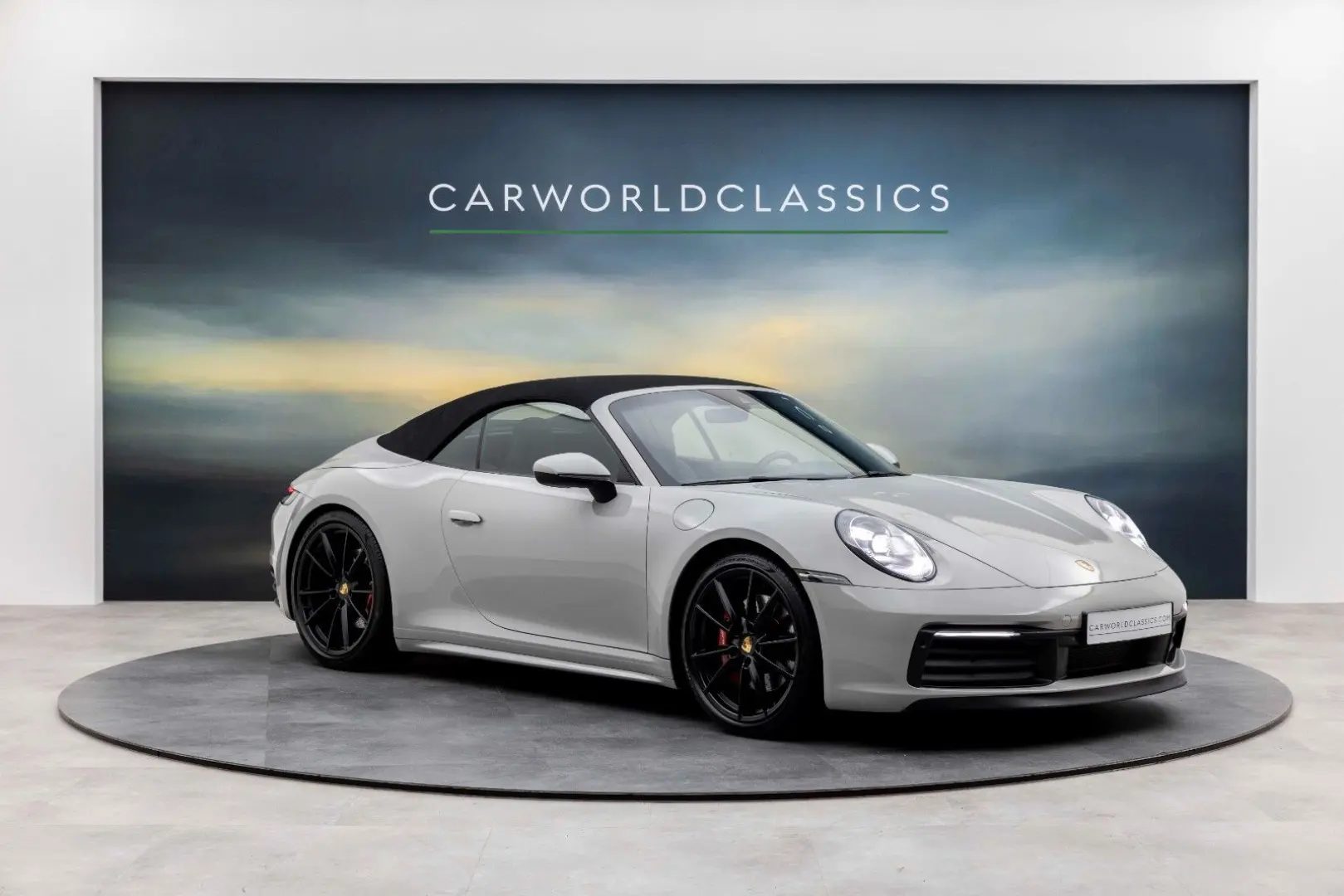 Porsche 911- 992 CARRERA 4S CABRIO