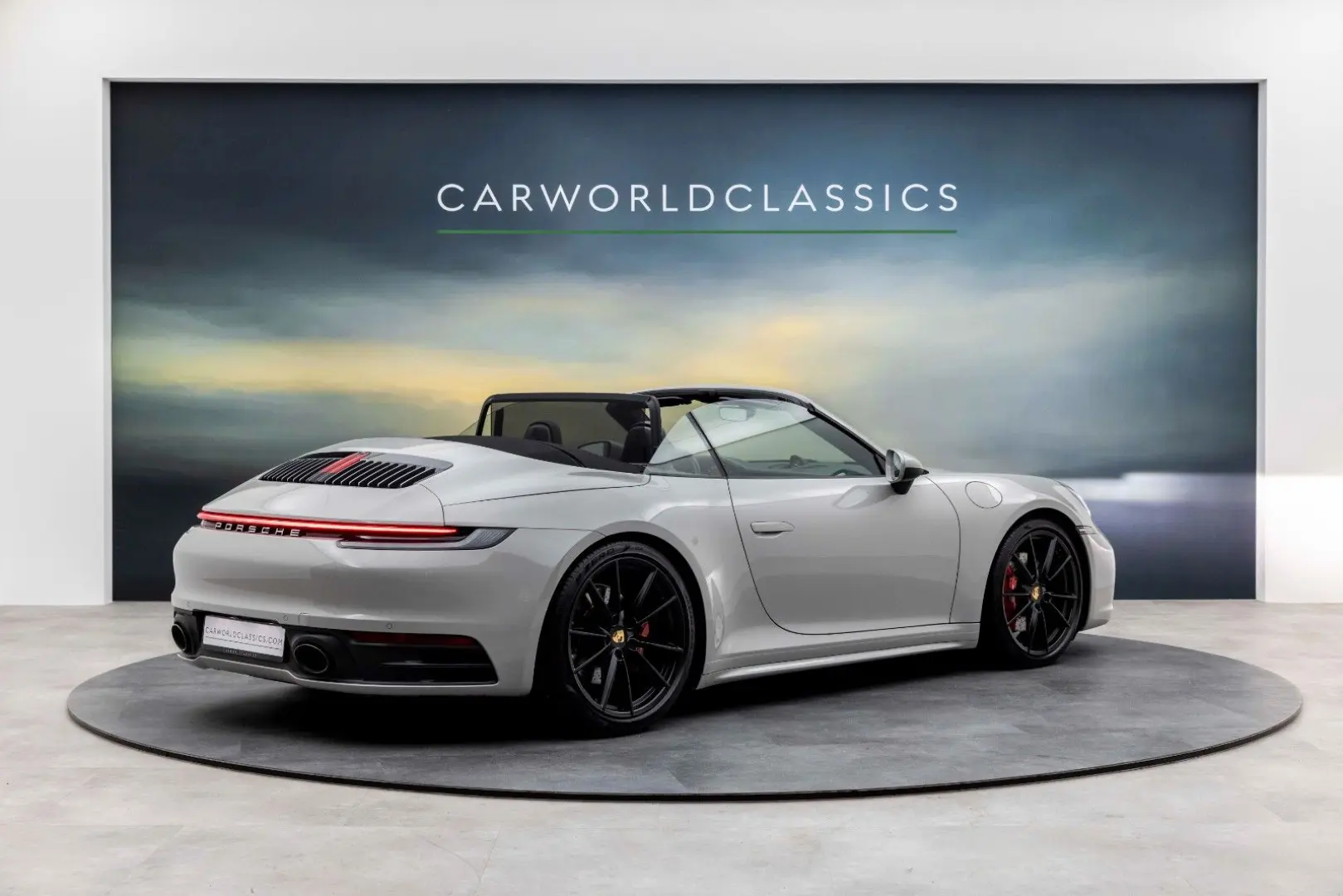 Porsche 911- 992 CARRERA 4S CABRIO