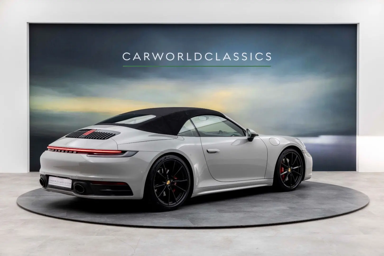 Porsche 911- 992 CARRERA 4S CABRIO