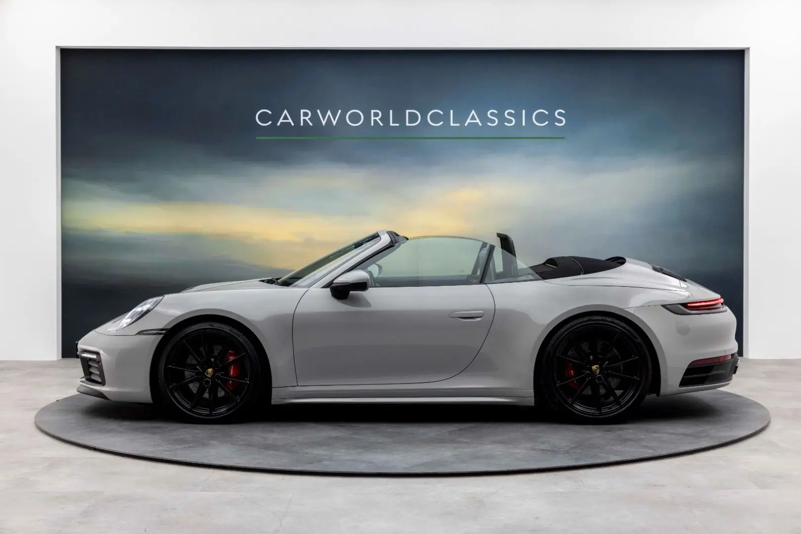 Porsche 911- 992 CARRERA 4S CABRIO