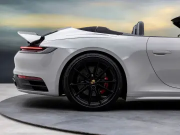 Porsche 911- 992 CARRERA 4S CABRIO