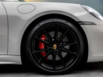 Porsche 911- 992 CARRERA 4S CABRIO