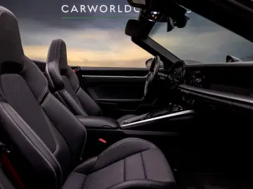 Porsche 911- 992 CARRERA 4S CABRIO