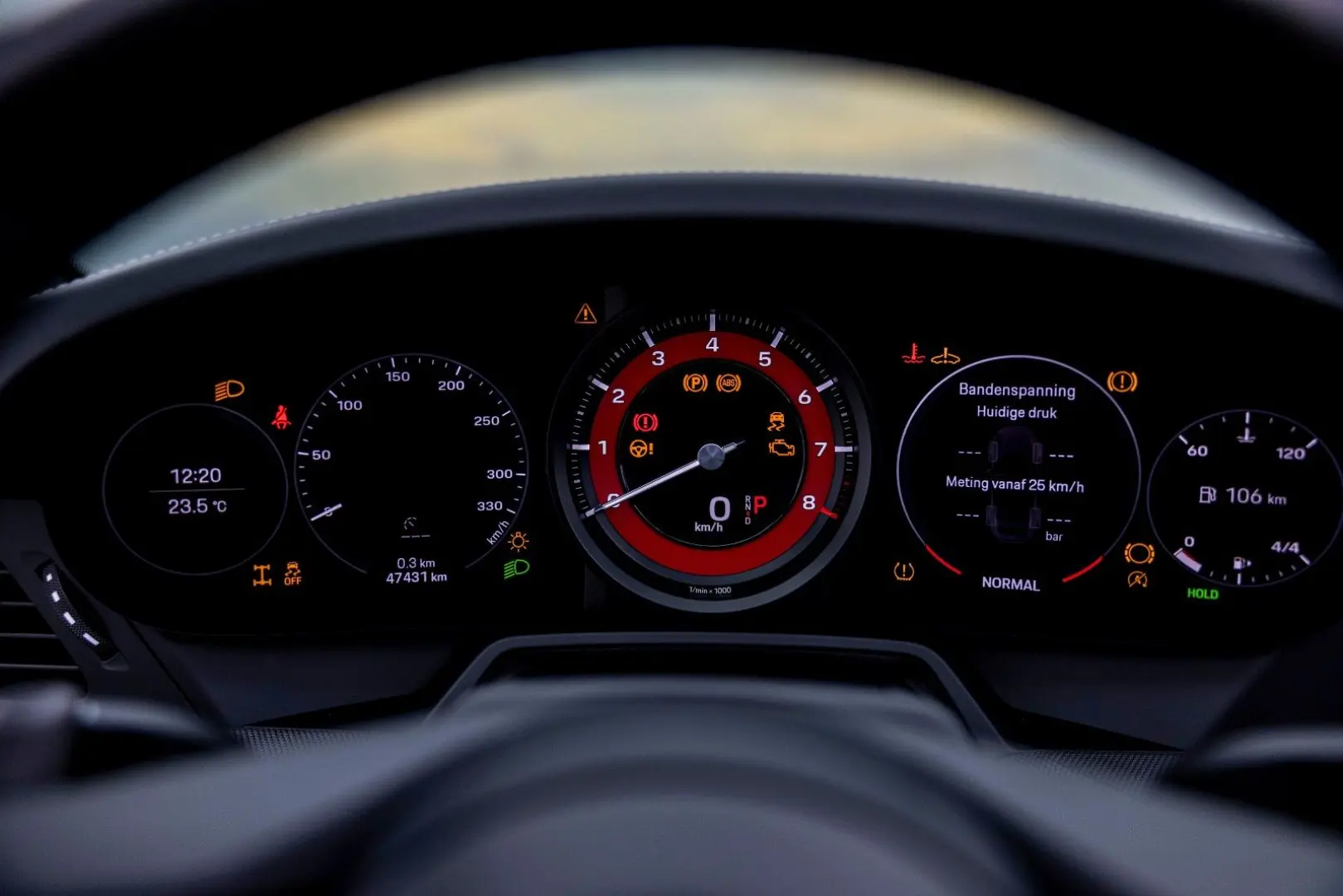Porsche 911- 992 CARRERA 4S CABRIO