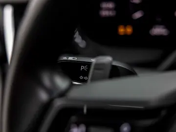 Porsche 911- 992 CARRERA 4S CABRIO